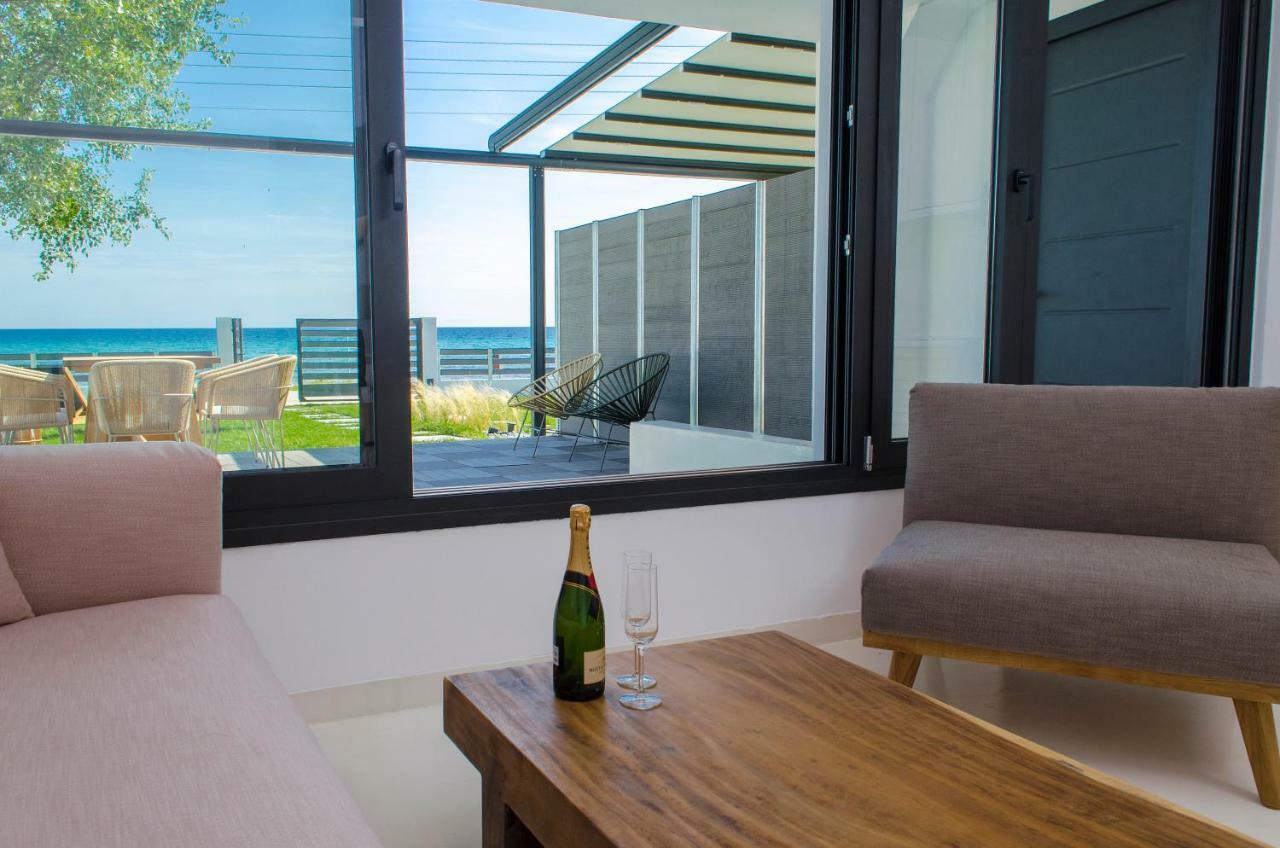 Thea Suites Nea Kallikrateia Exteriér fotografie