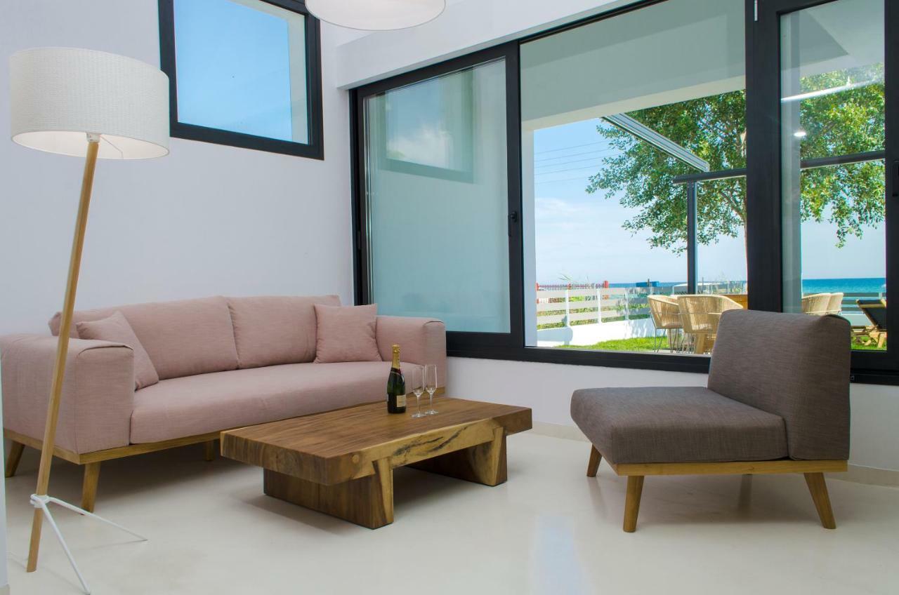 Thea Suites Nea Kallikrateia Exteriér fotografie